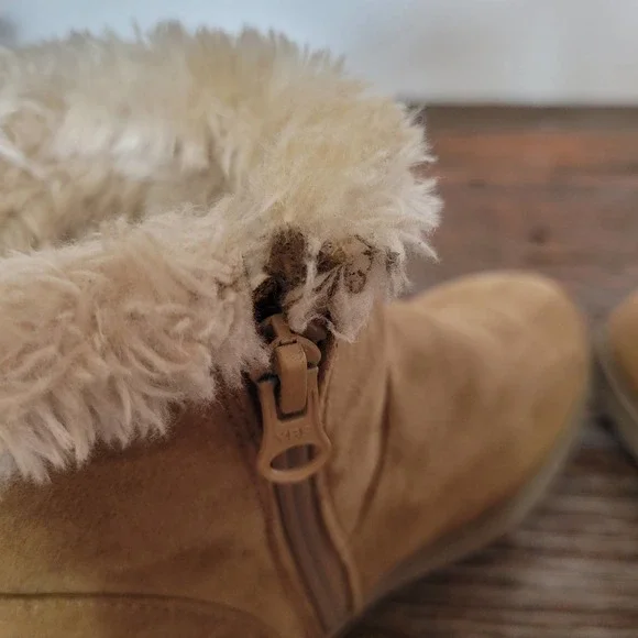 Cat & Jack Tan Faux Suede Faux Fur Ankle Booties - Picture 8 of 10